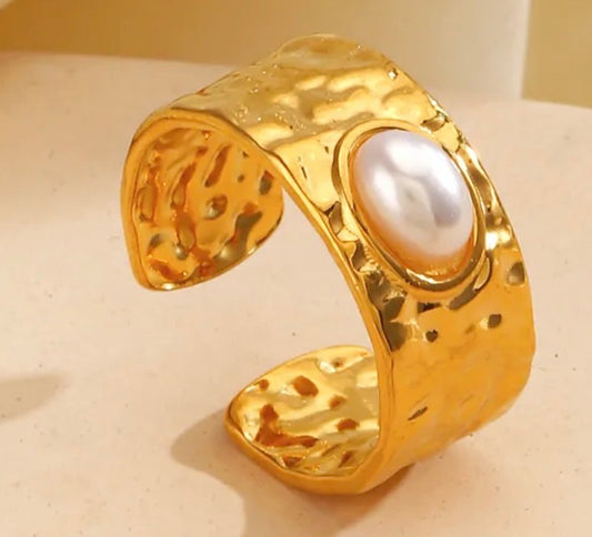 PERLA VINTAGE OVAL RING